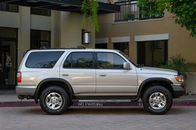 1997 Toyota 4Runner SR5   - Photo 36 - Van Nuys, CA 91402