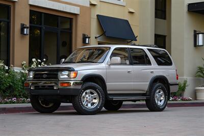 1997 Toyota 4Runner SR5   - Photo 30 - Van Nuys, CA 91402