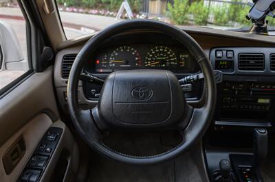 1997 Toyota 4Runner SR5   - Photo 63 - Van Nuys, CA 91402