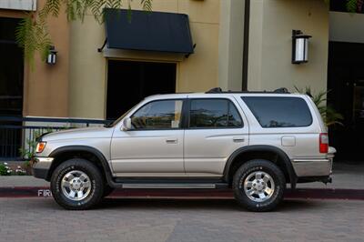 1997 Toyota 4Runner SR5   - Photo 27 - Van Nuys, CA 91402