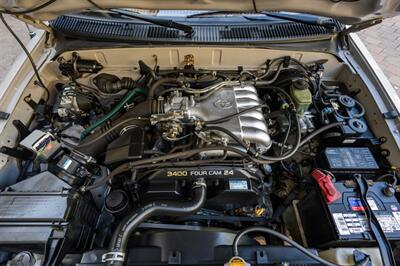 1997 Toyota 4Runner SR5   - Photo 66 - Van Nuys, CA 91402