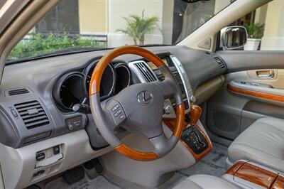 2004 Lexus RX 330   - Photo 14 - Van Nuys, CA 91402