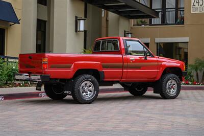 1986 Toyota Pickup SR5   - Photo 17 - Van Nuys, CA 91402