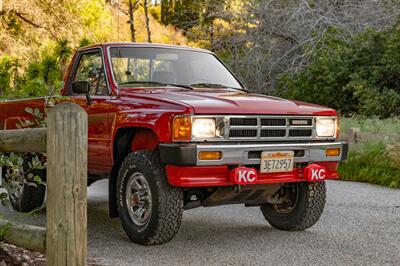 1986 Toyota Pickup SR5   - Photo 3 - Van Nuys, CA 91402