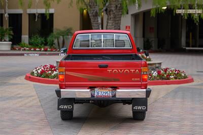 1986 Toyota Pickup SR5   - Photo 18 - Van Nuys, CA 91402