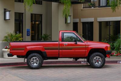 1986 Toyota Pickup SR5   - Photo 10 - Van Nuys, CA 91402