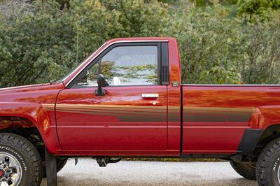 1986 Toyota Pickup SR5   - Photo 19 - Van Nuys, CA 91402