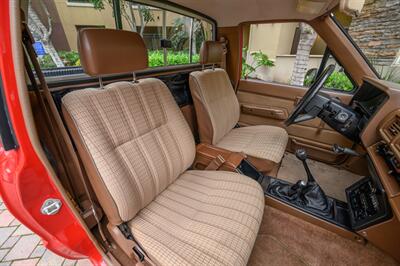 1986 Toyota Pickup SR5   - Photo 37 - Van Nuys, CA 91402
