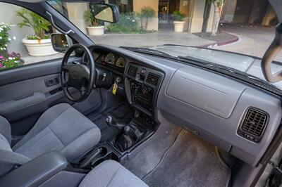 1999 Toyota 4Runner SR5   - Photo 58 - Van Nuys, CA 91402