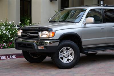 1999 Toyota 4Runner SR5   - Photo 39 - Van Nuys, CA 91402