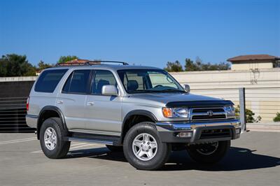 1999 Toyota 4Runner SR5   - Photo 12 - Van Nuys, CA 91402