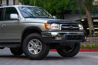 1999 Toyota 4Runner SR5   - Photo 44 - Van Nuys, CA 91402