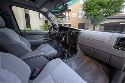 1999 Toyota 4Runner SR5   - Photo 59 - Van Nuys, CA 91402