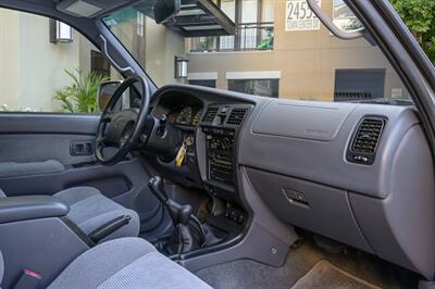 1999 Toyota 4Runner SR5   - Photo 57 - Van Nuys, CA 91402