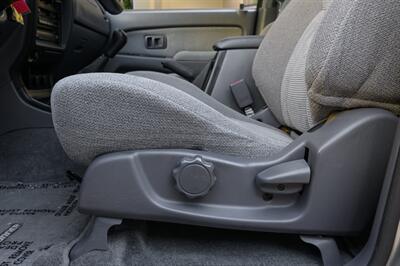 1999 Toyota 4Runner SR5   - Photo 69 - Van Nuys, CA 91402