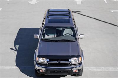 2001 Toyota 4Runner SR5 - Photo 2 - Van Nuys, CA 91402