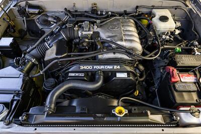 2001 Toyota 4Runner SR5 - Photo 49 - Van Nuys, CA 91402