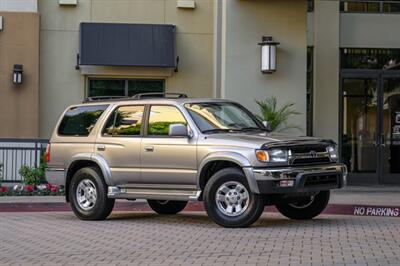 2001 Toyota 4Runner SR5 - Photo 28 - Van Nuys, CA 91402