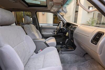 2001 Toyota 4Runner SR5 - Photo 52 - Van Nuys, CA 91402