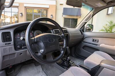 2001 Toyota 4Runner SR5 - Photo 36 - Van Nuys, CA 91402