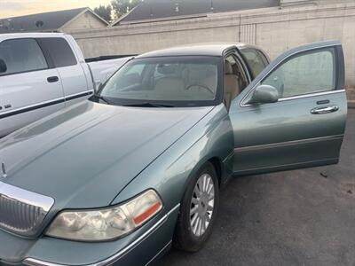 2005 Lincoln Town Car Signature L   - Photo 1 - Atwater, CA 95301