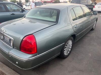 2005 Lincoln Town Car Signature L   - Photo 3 - Atwater, CA 95301