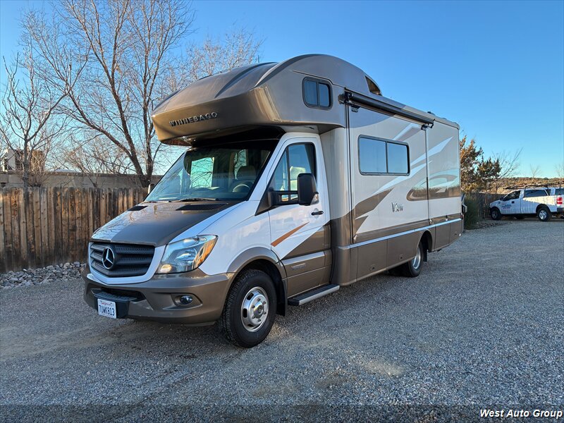 2017 Winnebago View 24J  