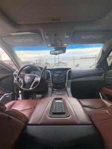 2017 Cadillac Escalade ESV ESV PREMIUM LUXURY   - Photo 8 - Detroit, MI 48212