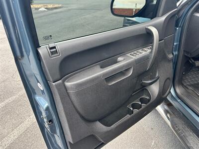 2011 Chevrolet Silverado 1500 LT - Photo 10 - Winchester, VA 22601