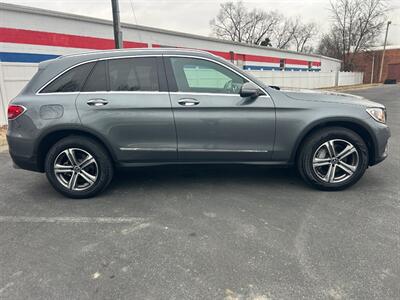 2018 Mercedes-Benz GLC GLC 300 4MATIC   - Photo 2 - Winchester, VA 22601