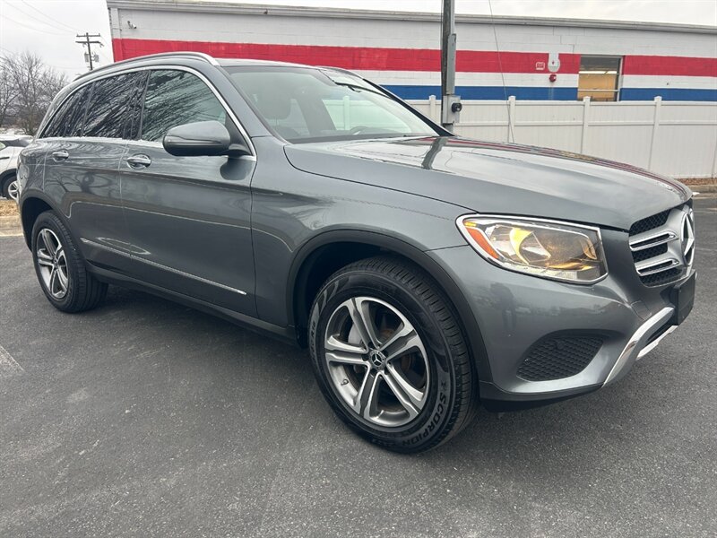 2018 Mercedes-Benz GLC GLC 300 4MATIC   - Photo 1 - Winchester, VA 22601