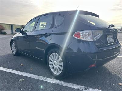 2011 Subaru Impreza 2.5i Premium   - Photo 4 - Winchester, VA 22601