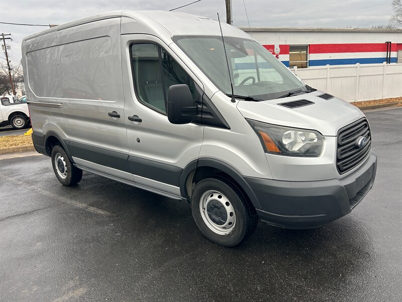 2015 Ford Transit 250   - Photo 1 - Winchester, VA 22601