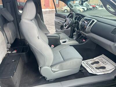 2012 Toyota Tacoma V6 - Photo 7 - Winchester, VA 22601