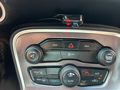 2016 Dodge Challenger SXT   - Photo 14 - Winchester, VA 22601