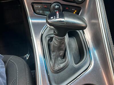 2016 Dodge Challenger SXT   - Photo 15 - Winchester, VA 22601