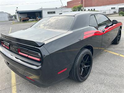 2016 Dodge Challenger SXT   - Photo 3 - Winchester, VA 22601