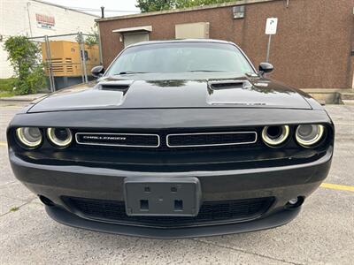 2016 Dodge Challenger SXT   - Photo 8 - Winchester, VA 22601