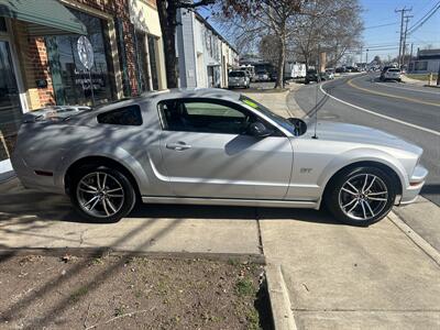 2006 Ford Mustang GT Premium   - Photo 2 - Winchester, VA 22601
