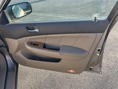 2005 Honda Accord EX V-6   - Photo 16 - Winchester, VA 22601