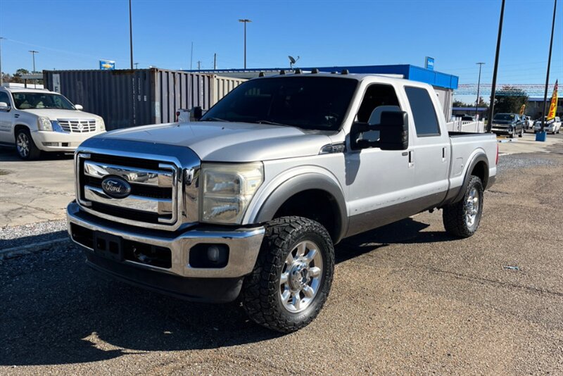 2014 Ford F-250 Super Duty Lariat - Photo 1 - Elkhart, IN 46514