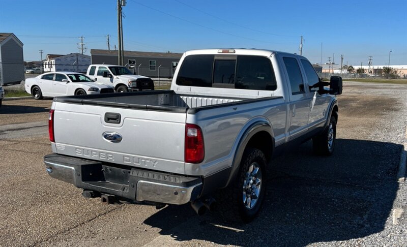 2014 Ford F-250 Super Duty Lariat - Photo 5 - Elkhart, IN 46514