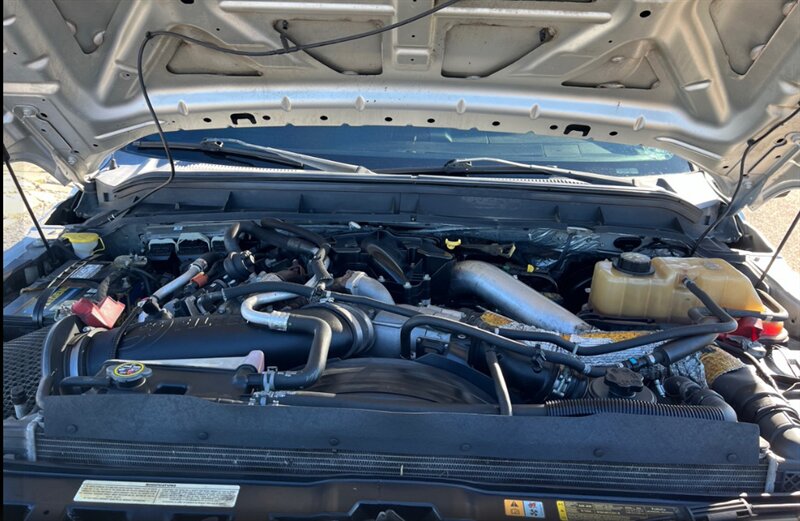 2014 Ford F-250 Super Duty Lariat - Photo 13 - Elkhart, IN 46514