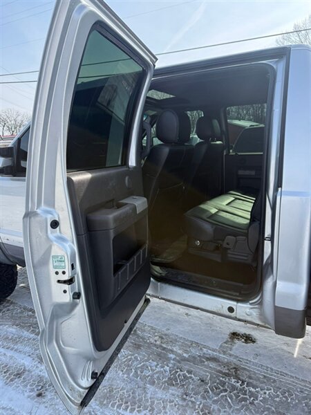 2014 Ford F-250 Super Duty Lariat - Photo 30 - Elkhart, IN 46514