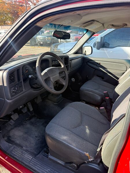 2007 GMC Sierra 1500 Work Truck - Photo 8 - Elkhart, IN 46514