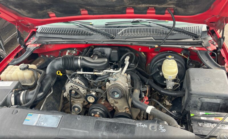 2007 GMC Sierra 1500 Work Truck - Photo 7 - Elkhart, IN 46514