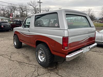 1986 Ford Bronco   - Photo 3 - Elkhart, IN 46514