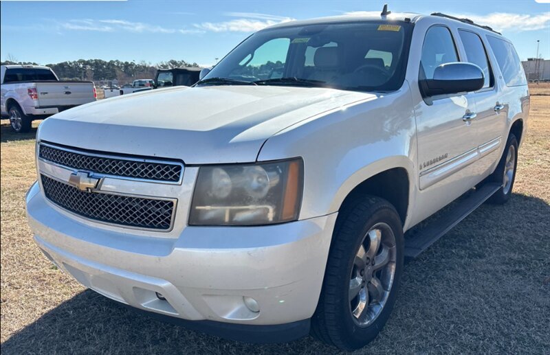 2008 Chevrolet Suburban LS  