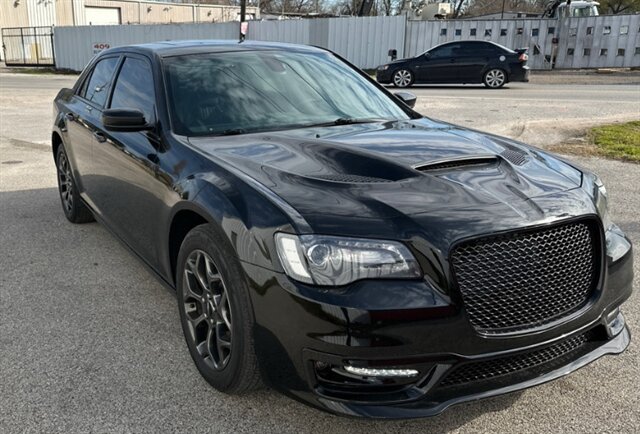2018 Chrysler 300 S