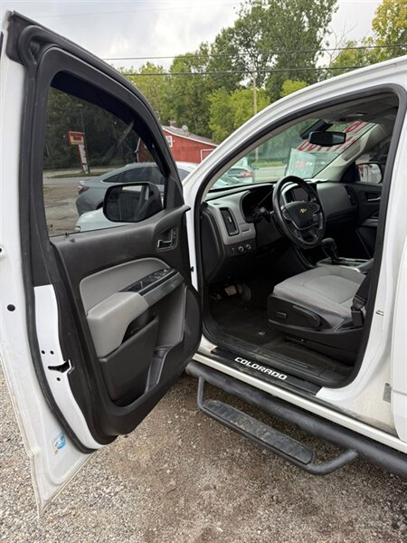 2016 Chevrolet Colorado LT - Photo 15 - Elkhart, IN 46514